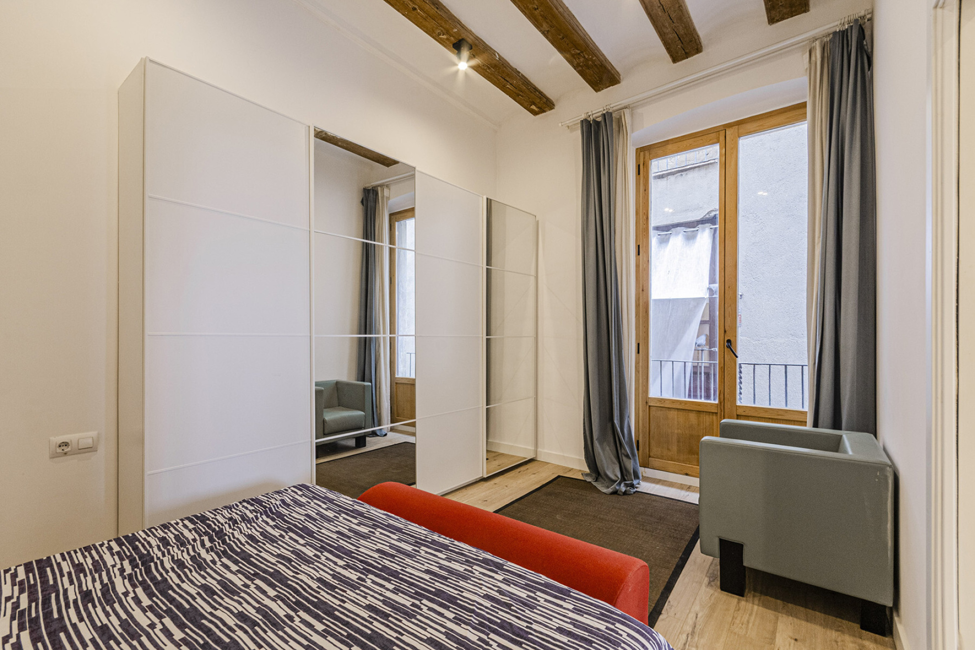  Excellent renovated apartment in the best area of El Born - 物件實景
