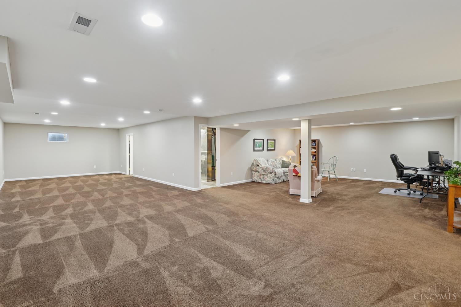 Batavia, Ohio, 45103, United States, 3 Bedrooms Bedrooms, ,3 BathroomsBathrooms,Residential,For Sale,1993169