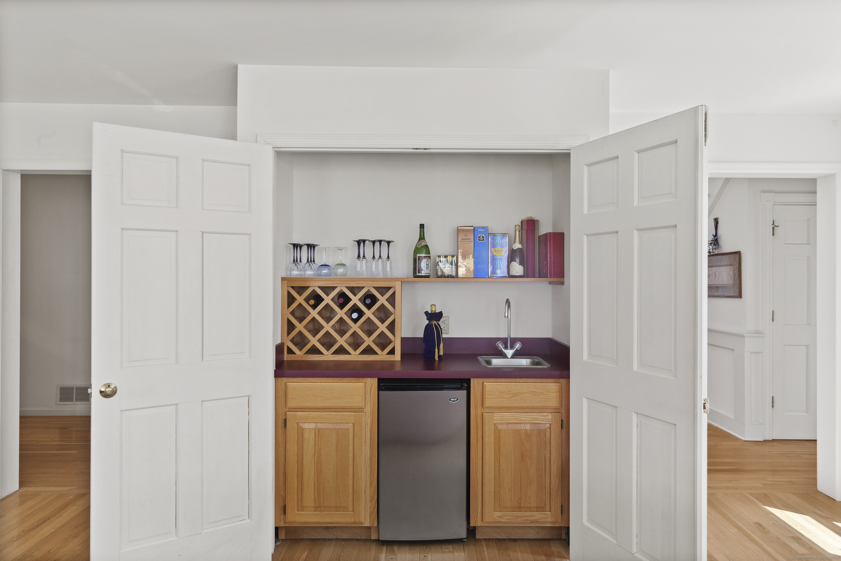 Danbury, Connecticut, 06811, United States, 4 Bedrooms Bedrooms, ,4 BathroomsBathrooms,Residential,For Sale,1792993