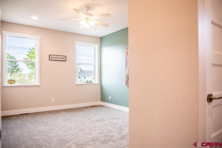 Montrose, Colorado, 81401, United States, 3 Bedrooms Bedrooms, ,2 BathroomsBathrooms,Residential,For Sale,1709571