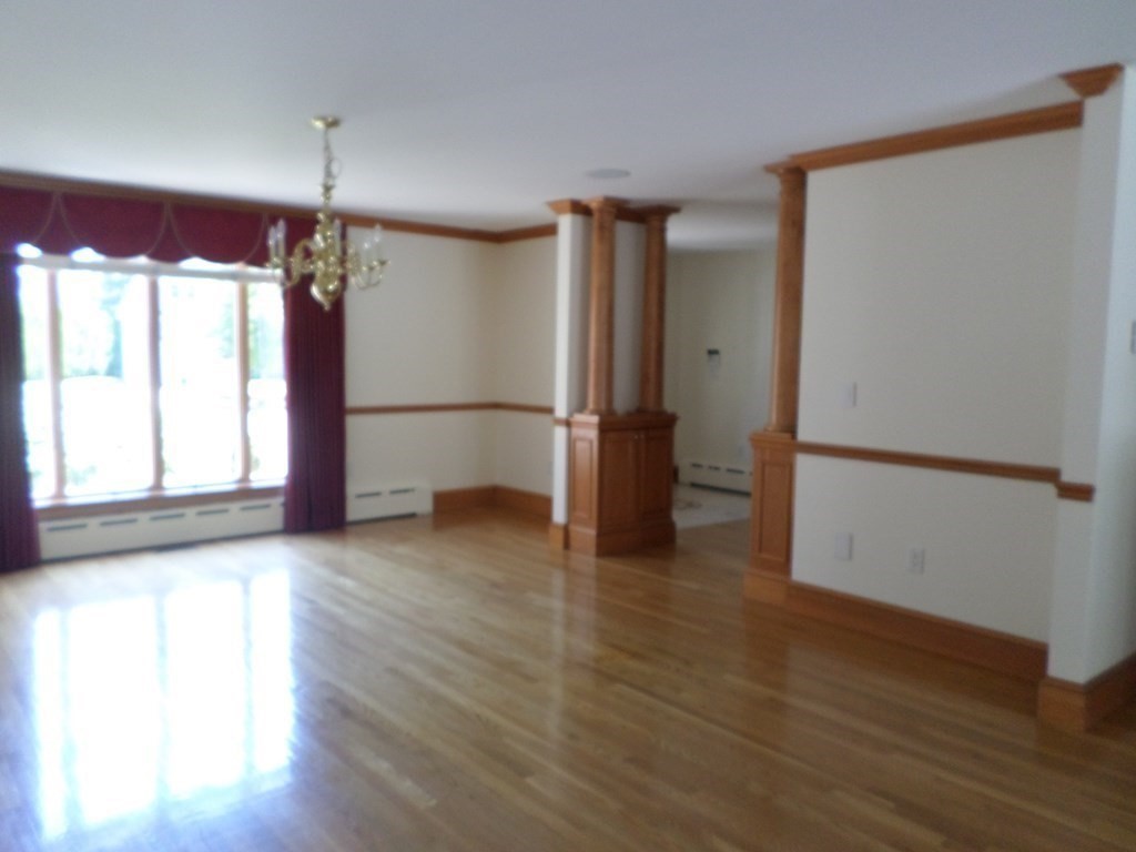 3 Twin Springs Dr Drive, Saugus, Massachusetts, 01906, United States, 5 Bedrooms Bedrooms, ,4 BathroomsBathrooms,Residential,For Sale,3 Twin Springs Dr Drive,1128926