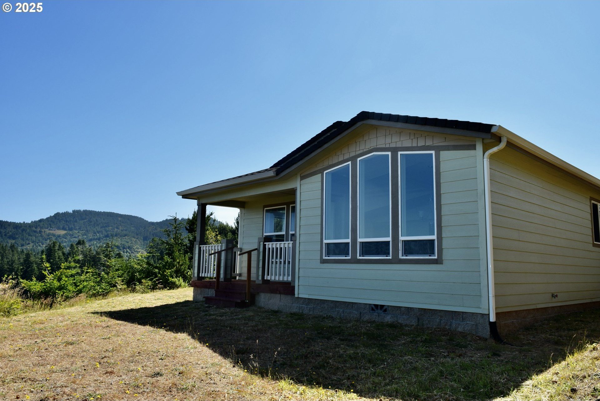 Gold Beach, Oregon, 97444, United States, 3 Bedrooms Bedrooms, ,2 BathroomsBathrooms,Residential,For Sale,1983630