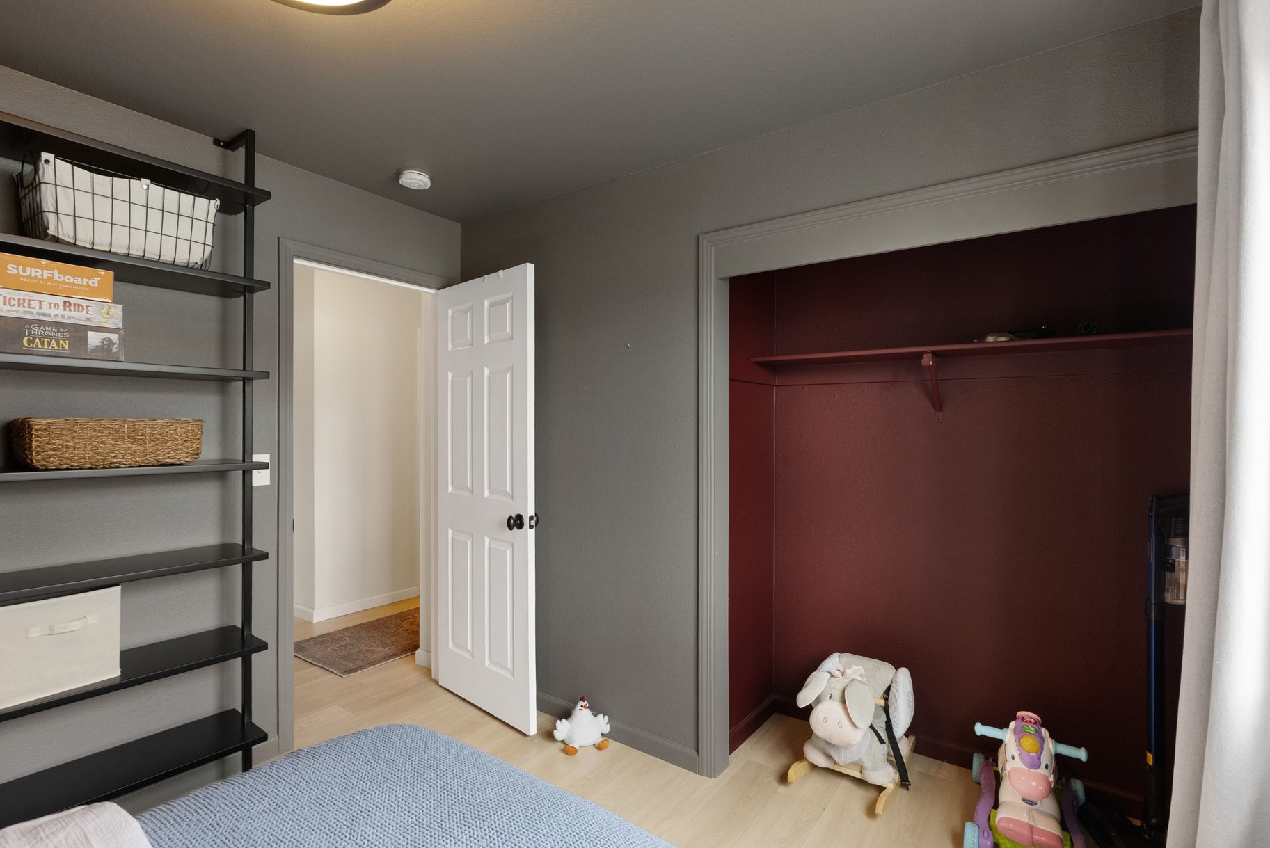  Windhaven Home with Designer Kitchen and Extensive Upgrades - 物件實景