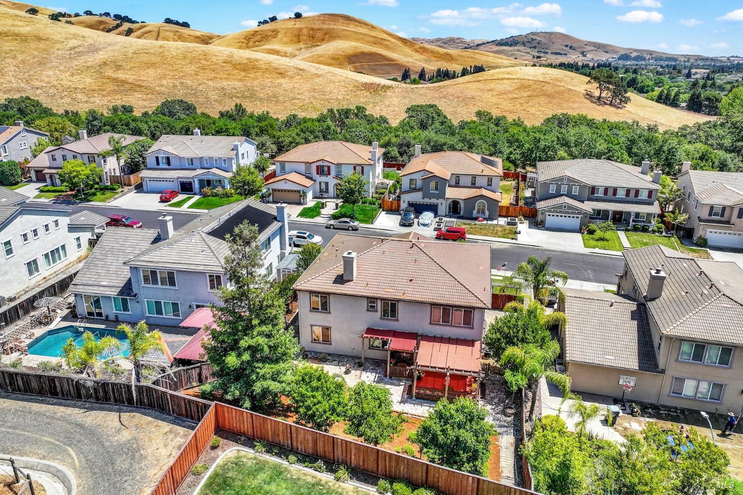 Fairfield, California, 94534, United States, 5 Bedrooms Bedrooms, ,4 BathroomsBathrooms,Residential,For Sale,1892919