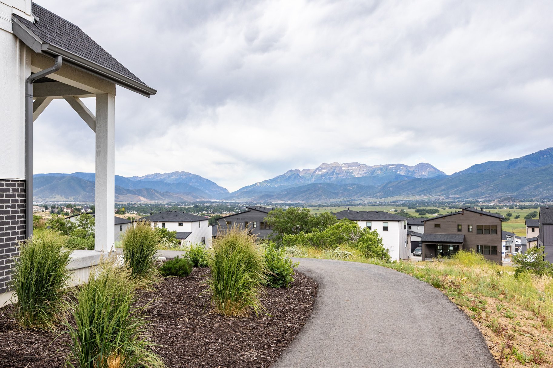  Upgraded Jordanelle Ridge Townhome with Stunning Timpanogos Views - 物件實景
