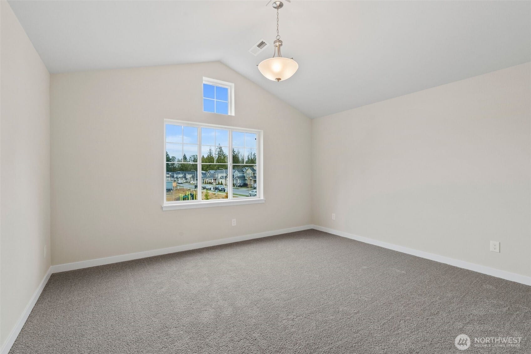 Tumwater, Washington, 98512, United States, 4 Bedrooms Bedrooms, ,3 BathroomsBathrooms,Residential,For Sale,1941902