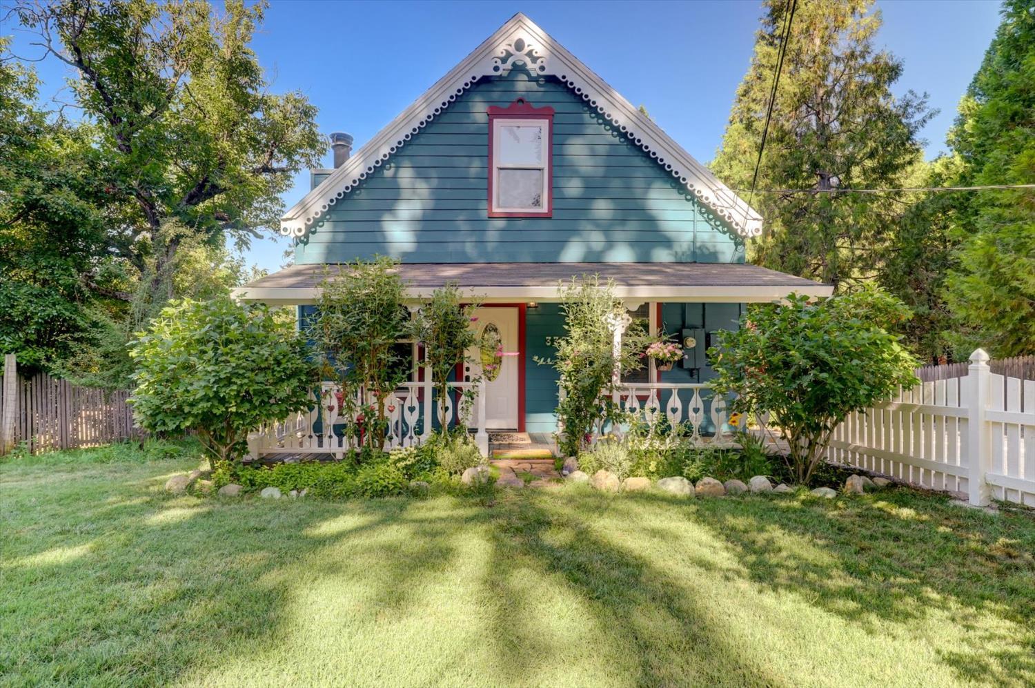 Nevada City, California, 95959, United States, 2 Bedrooms Bedrooms, ,2 BathroomsBathrooms,Residential,For Sale,1896886