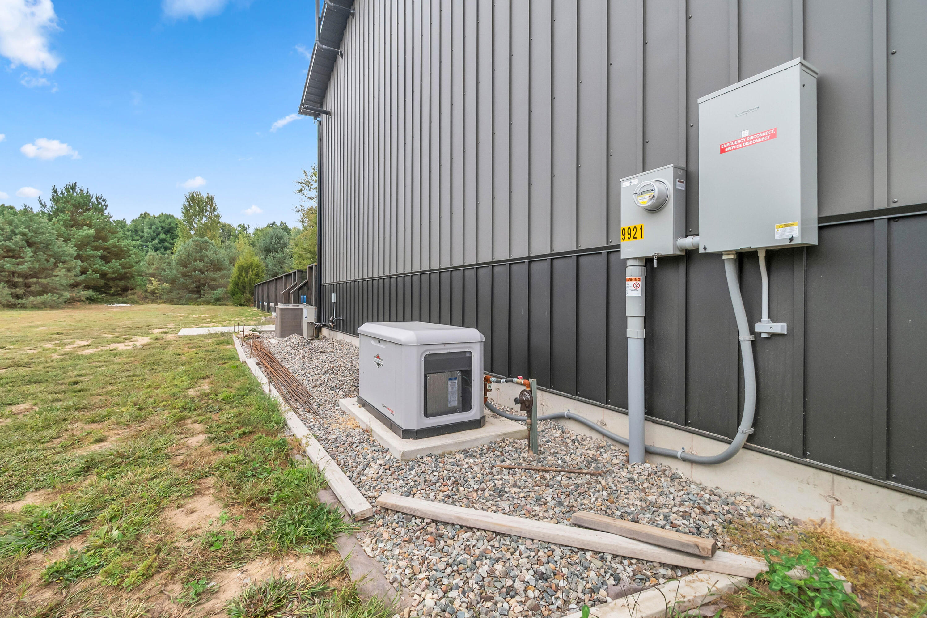 Quincy, Michigan, 49082, United States, 2 Bedrooms Bedrooms, ,3 BathroomsBathrooms,Residential,For Sale,1979767