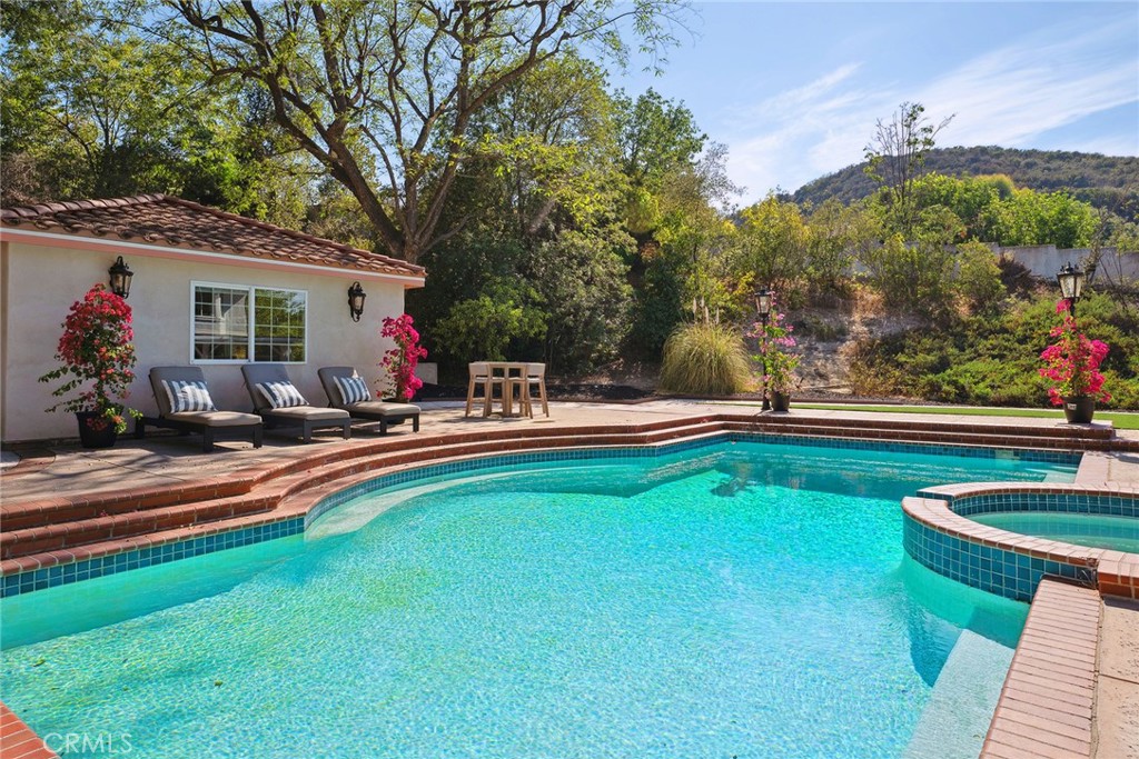Calabasas, California, 91302, United States, 7 Bedrooms Bedrooms, ,7 BathroomsBathrooms,Residential,For Sale,1951012