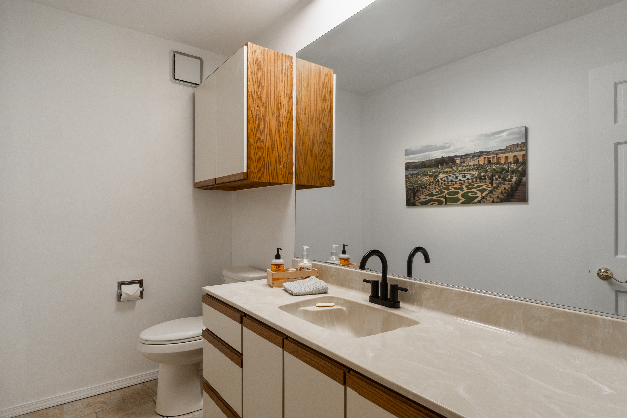 Clarksville, Arkansas, 72830, United States, 5 Bedrooms Bedrooms, ,5 BathroomsBathrooms,Residential,For Sale,1975281