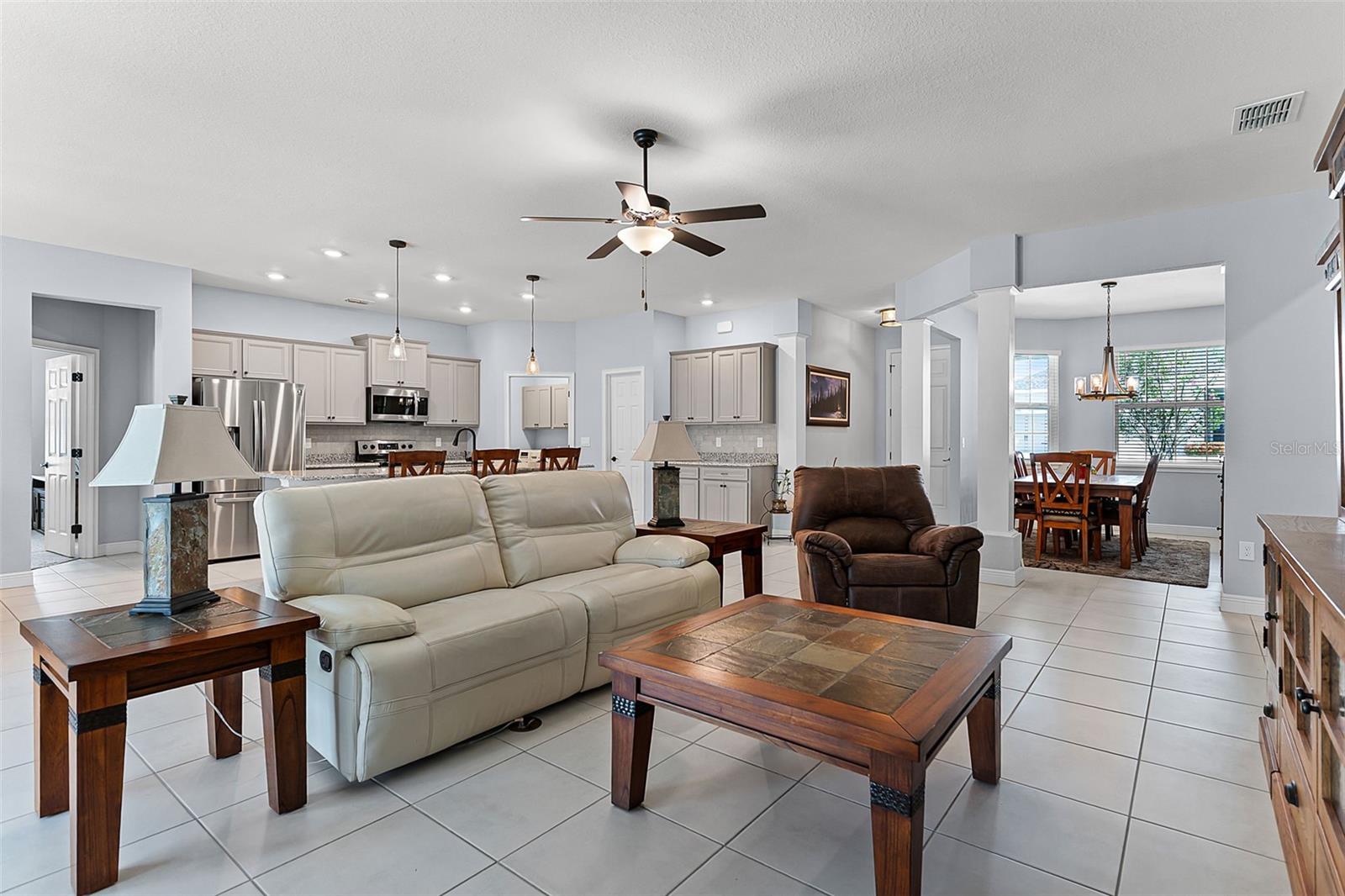 AUBURNDALE, Florida, 33823, United States, 4 Bedrooms Bedrooms, ,3 BathroomsBathrooms,Residential,For Sale,1899734