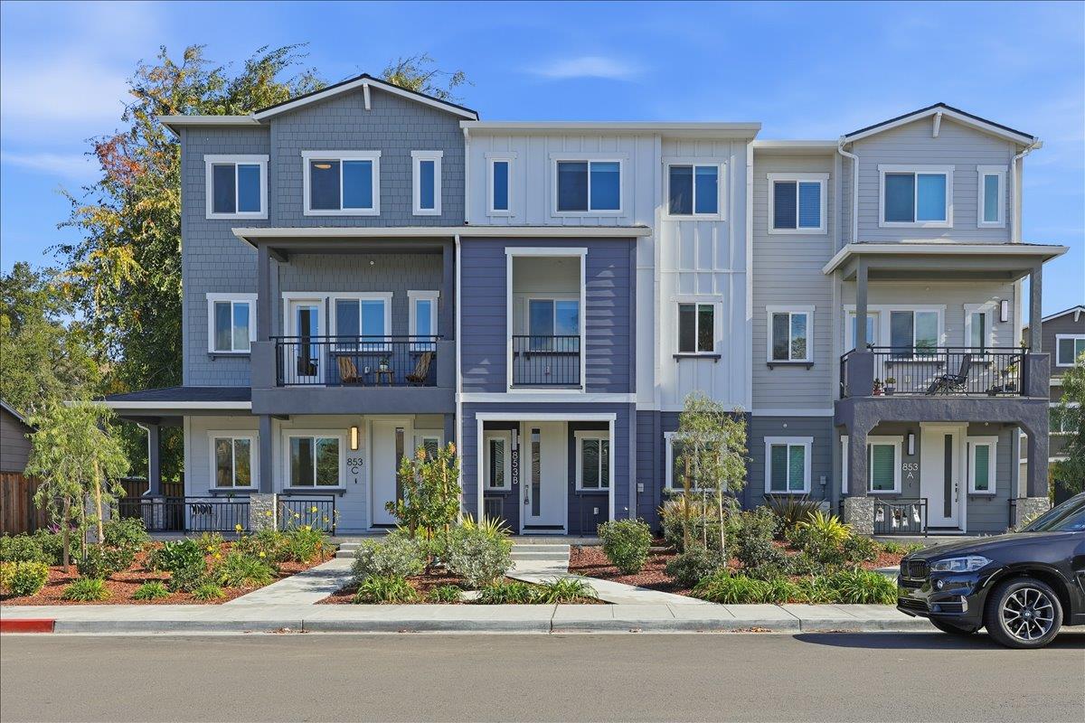 Mountain View, California, 94043, United States, 4 Bedrooms Bedrooms, ,4 BathroomsBathrooms,Residential,For Sale,1989678