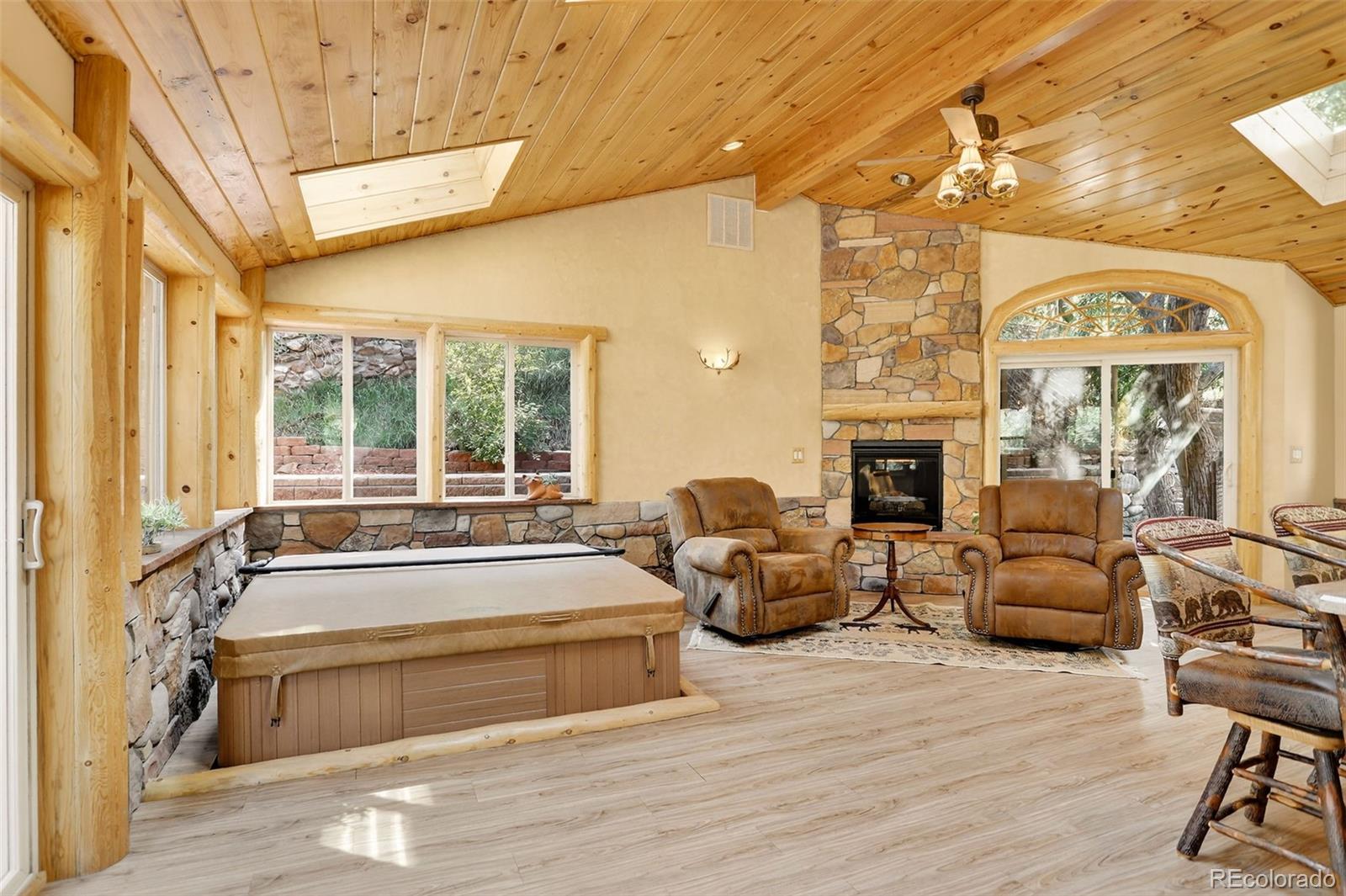 Kittredge, Colorado, 80457, United States, 3 Bedrooms Bedrooms, ,2 BathroomsBathrooms,Residential,For Sale,1940348