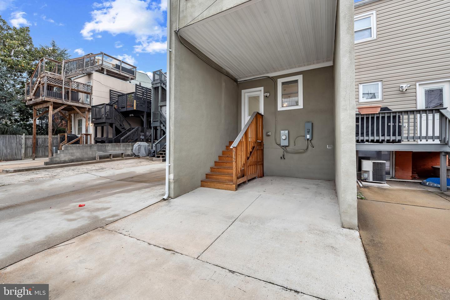 Baltimore, Maryland, 21224, United States, 5 Bedrooms Bedrooms, ,3 BathroomsBathrooms,Residential,For Sale,1999836