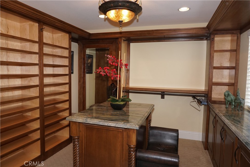 Lake Elsinore, California, 92532, United States, 4 Bedrooms Bedrooms, ,3 BathroomsBathrooms,Residential,For Sale,1988031