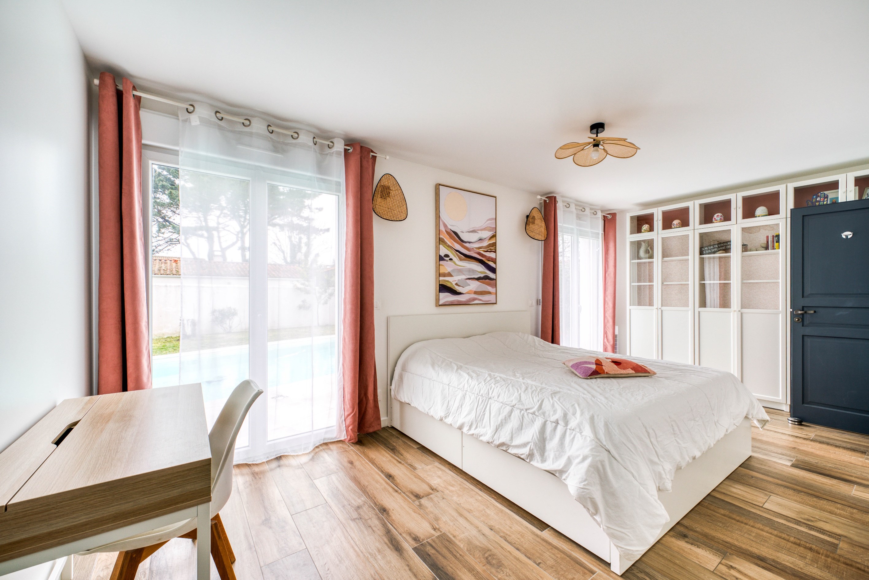  Family home with swimming pool and independent studio - 物件實景