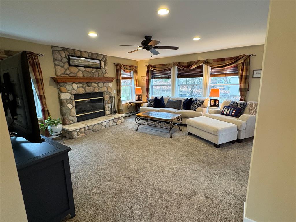 Cutchogue, New York, 11935, United States, 3 Bedrooms Bedrooms, ,4 BathroomsBathrooms,Residential,For Sale,1766004