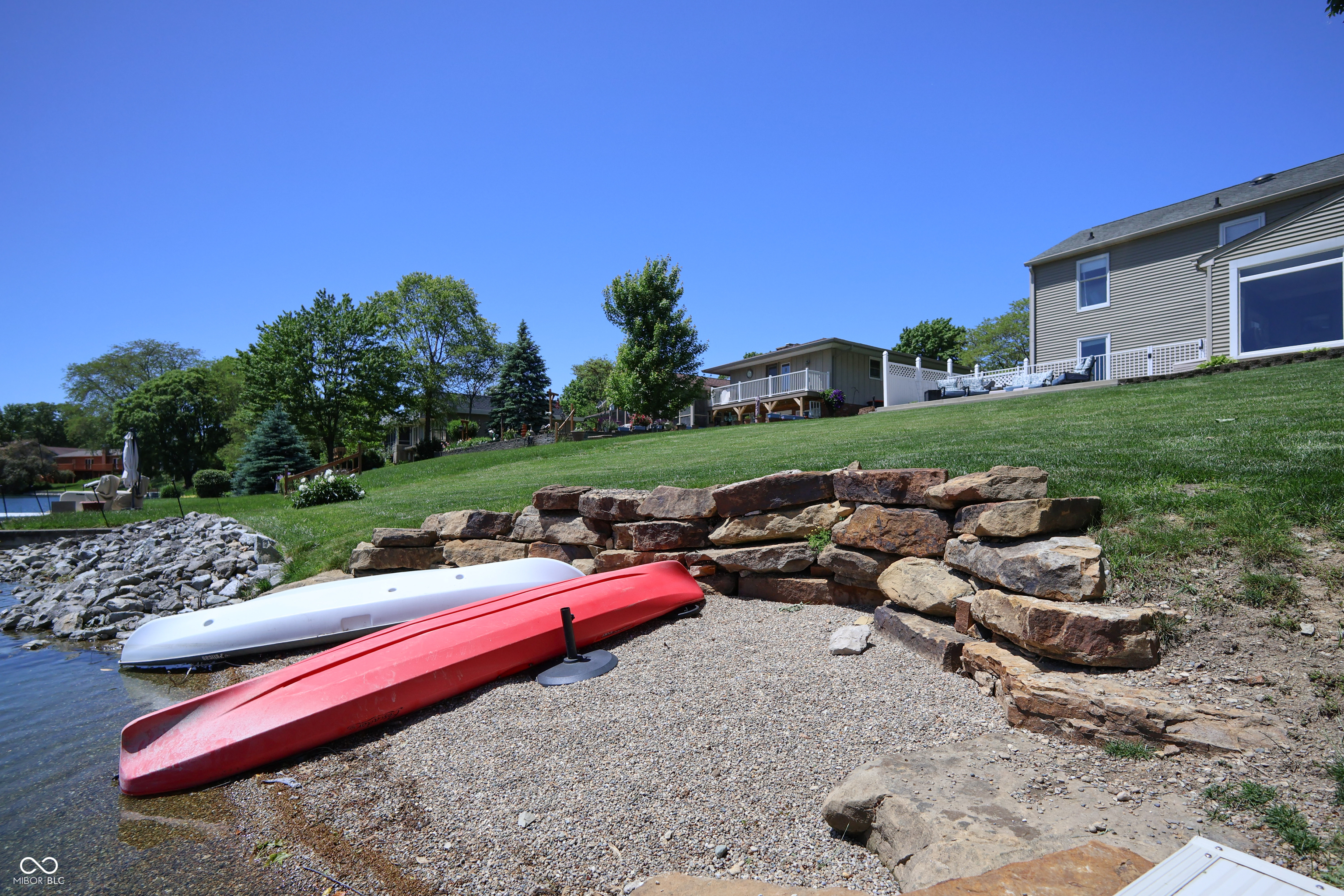 Columbus, Indiana, 47203, United States, 5 Bedrooms Bedrooms, ,6 BathroomsBathrooms,Residential,For Sale,1975671