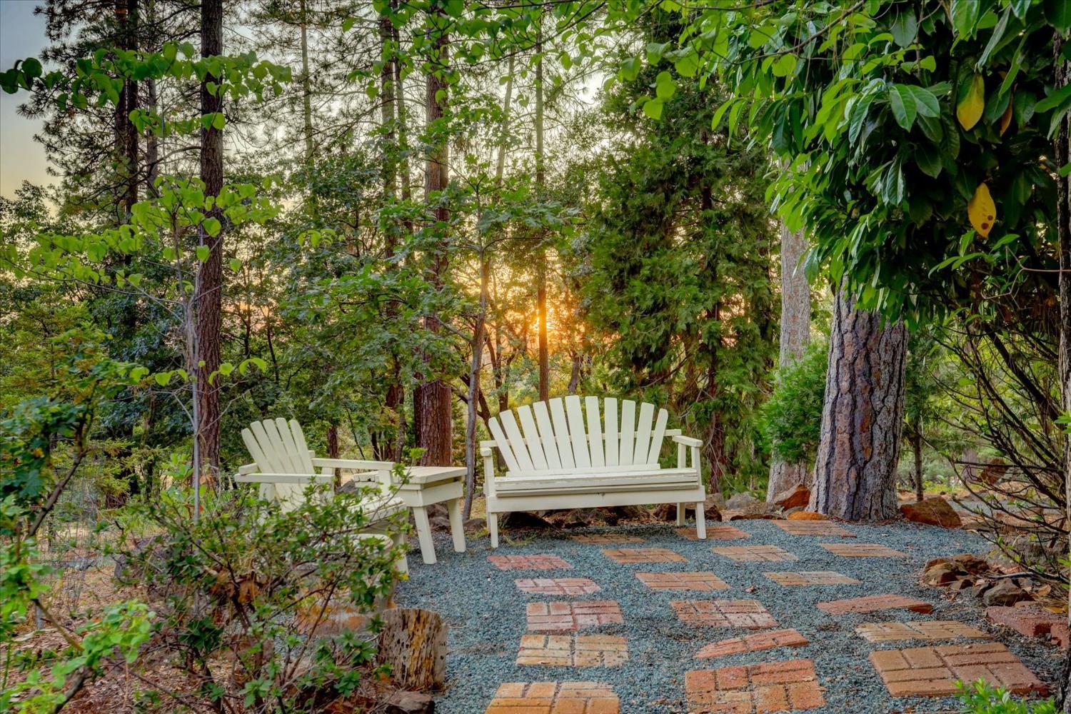 Grass Valley, California, 95949, United States, 3 Bedrooms Bedrooms, ,3 BathroomsBathrooms,Residential,For Sale,1856649