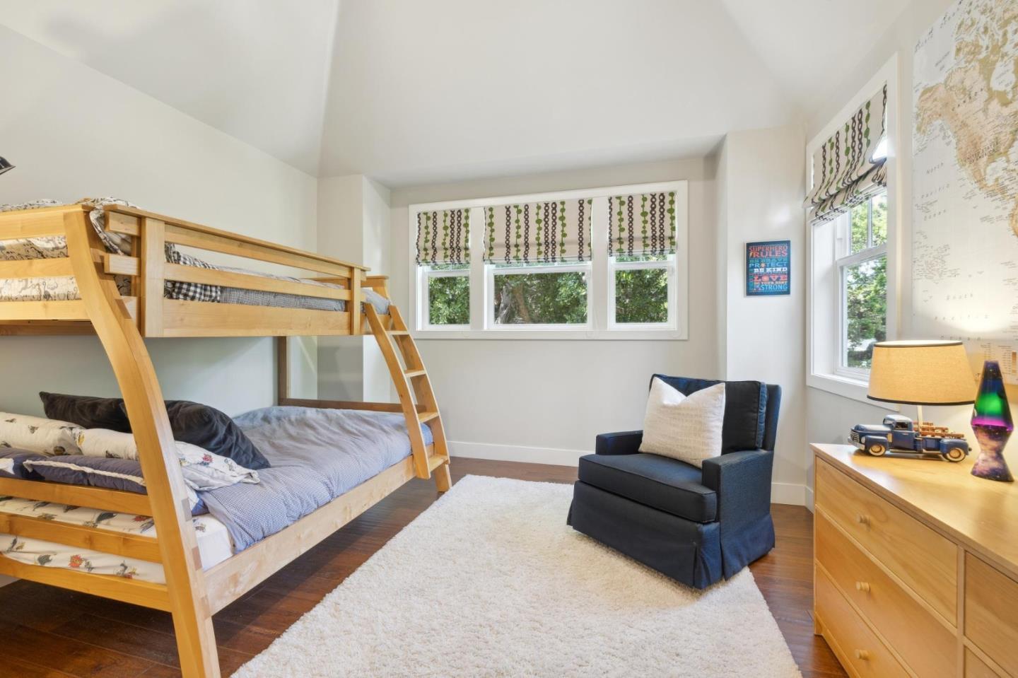 Menlo Park, California, 94025, United States, 6 Bedrooms Bedrooms, ,6 BathroomsBathrooms,Residential,For Sale,1939907