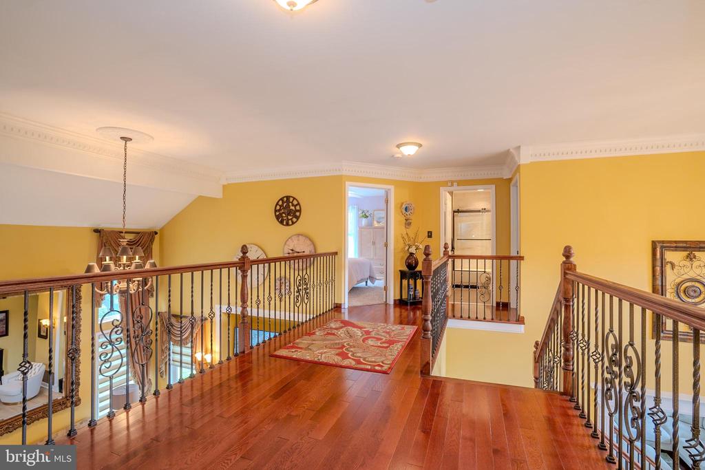 Monroe Township, New Jersey, 08831, United States, 5 Bedrooms Bedrooms, ,4 BathroomsBathrooms,Residential,For Sale,1895133