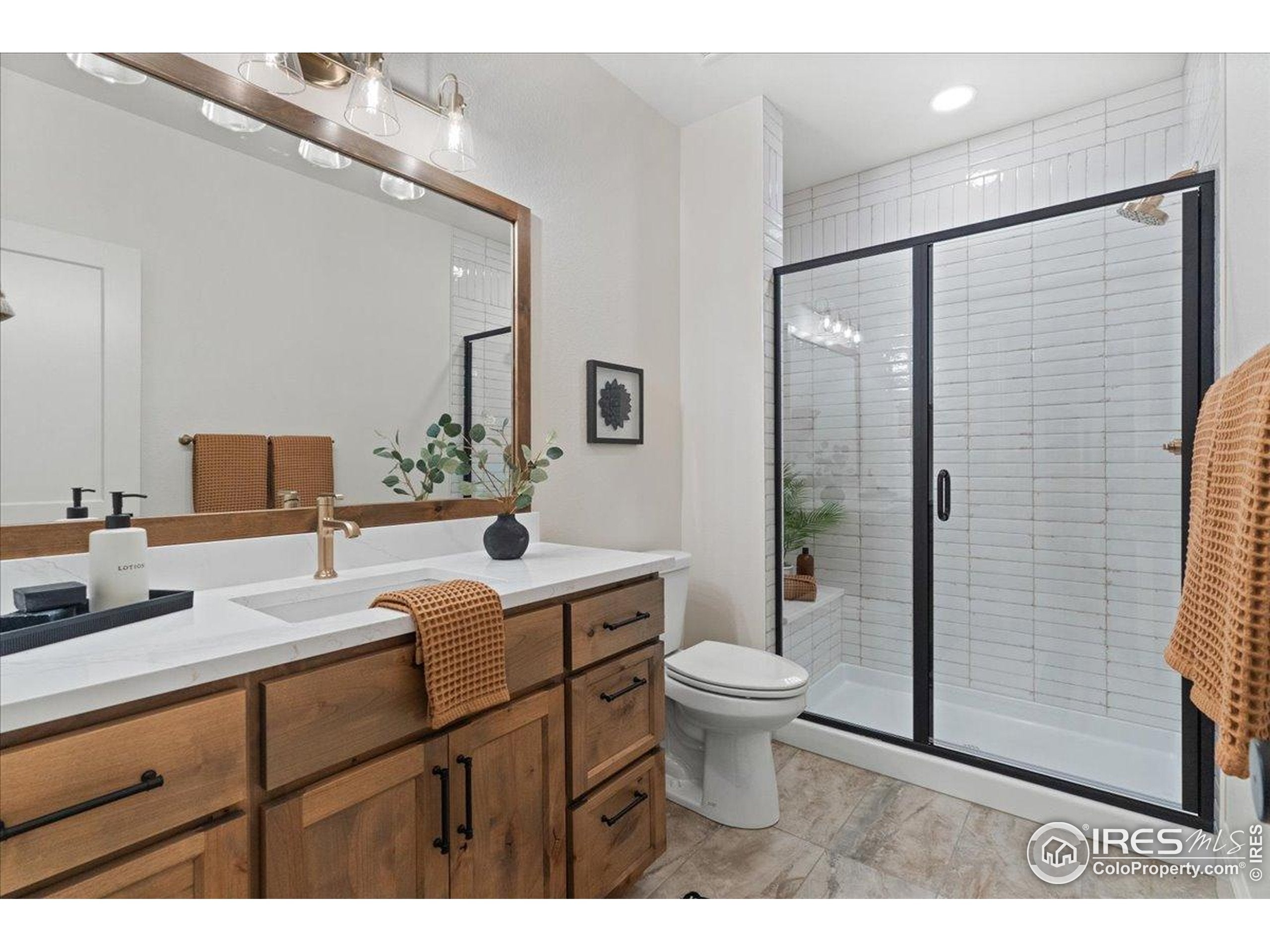 Berthoud, Colorado, 80513, United States, 4 Bedrooms Bedrooms, ,4 BathroomsBathrooms,Residential,For Sale,1910377