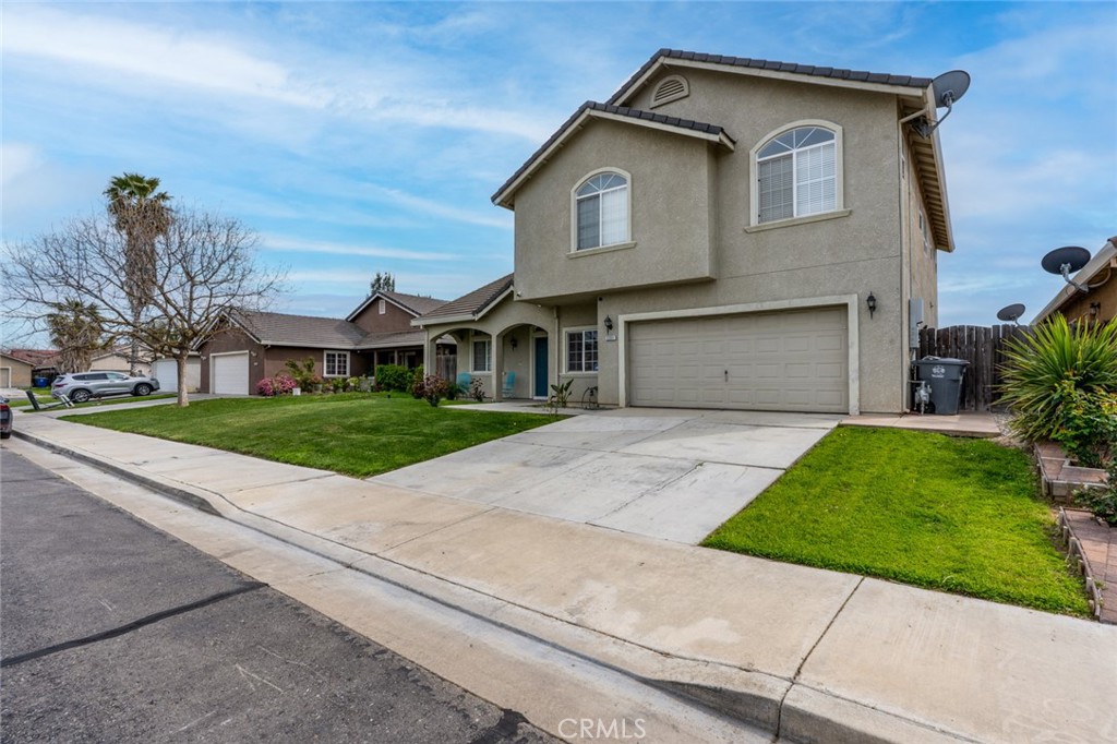 Los Banos, California, 93635, United States, 5 Bedrooms Bedrooms, ,3 BathroomsBathrooms,Residential,For Sale,1887917