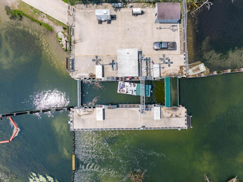 Alanson, Michigan, 49706, United States, 5 Bedrooms Bedrooms, ,3 BathroomsBathrooms,Residential,For Sale,1876087