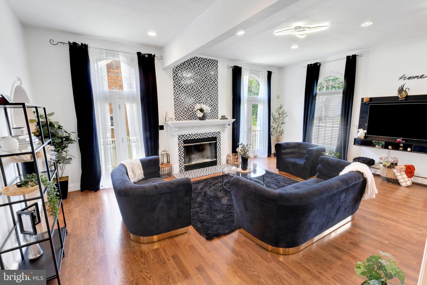 Wilmington, Delaware, 19805, United States, 6 Bedrooms Bedrooms, ,4 BathroomsBathrooms,Residential,For Sale,1940653