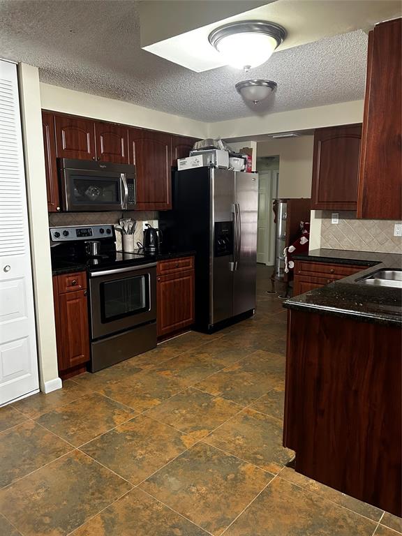 Royal Palm Beach, Florida, 33411, United States, 3 Bedrooms Bedrooms, ,2 BathroomsBathrooms,Residential,For Sale,1743350