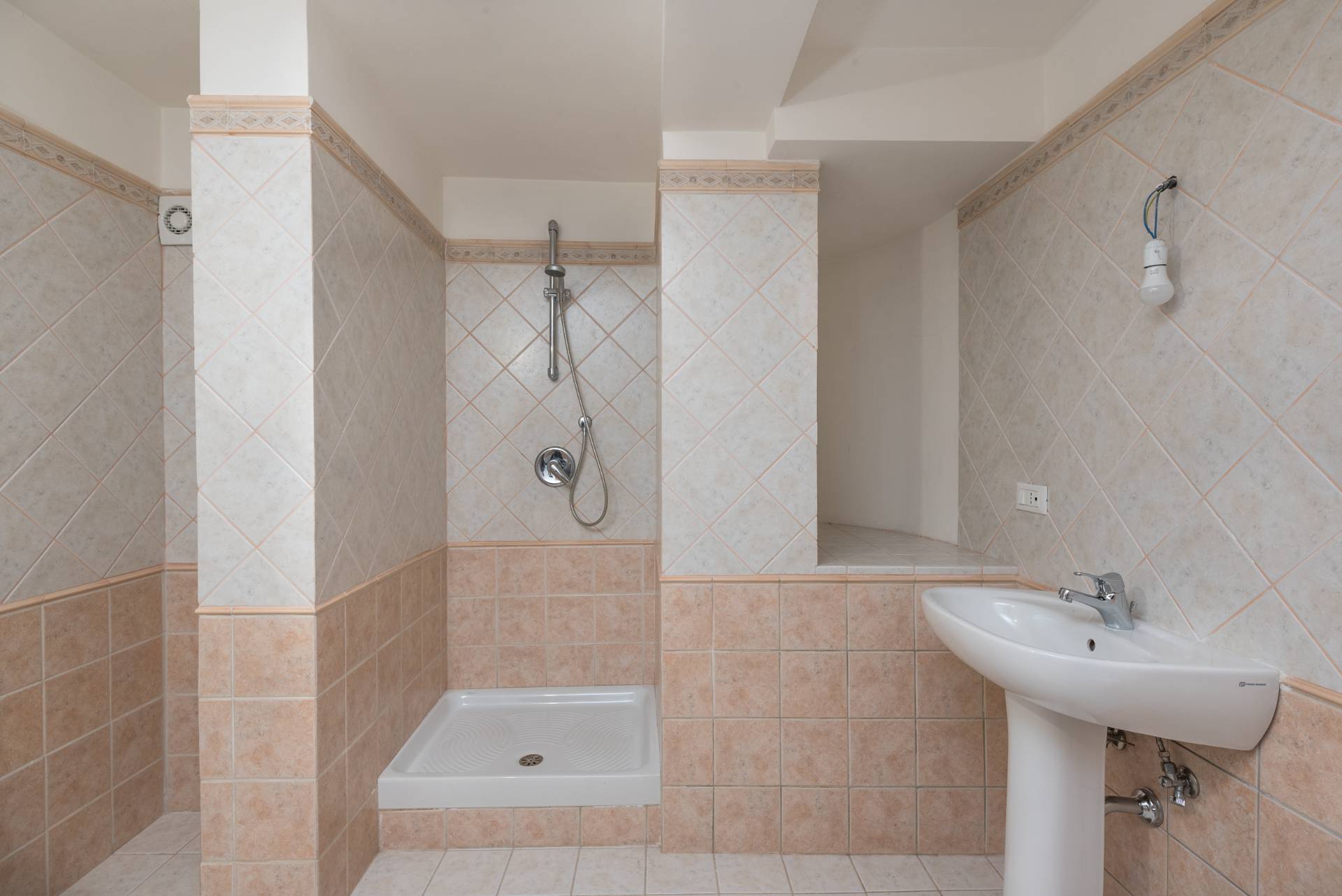 Formello, Roma, 00060, IT, 3 Bedrooms Bedrooms, ,4 BathroomsBathrooms,Residential,For Sale,1908515