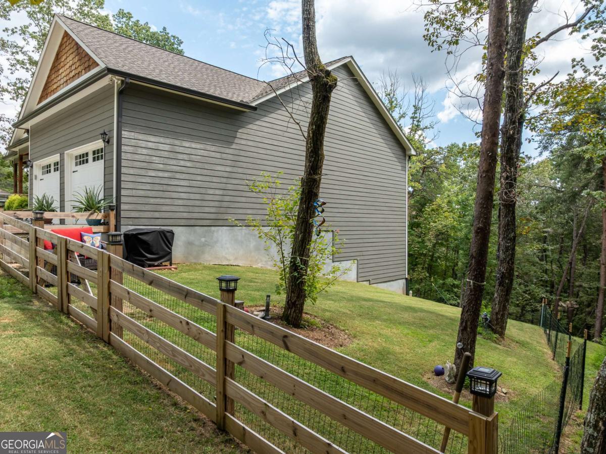 Talking Rock, Georgia, 30175, United States, 3 Bedrooms Bedrooms, ,2 BathroomsBathrooms,Residential,For Sale,1972070