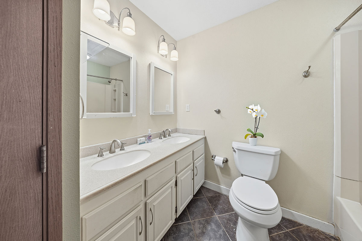 Kapaa, Hawaii, 96746, United States, 4 Bedrooms Bedrooms, ,2 BathroomsBathrooms,Residential,For Sale,1989246