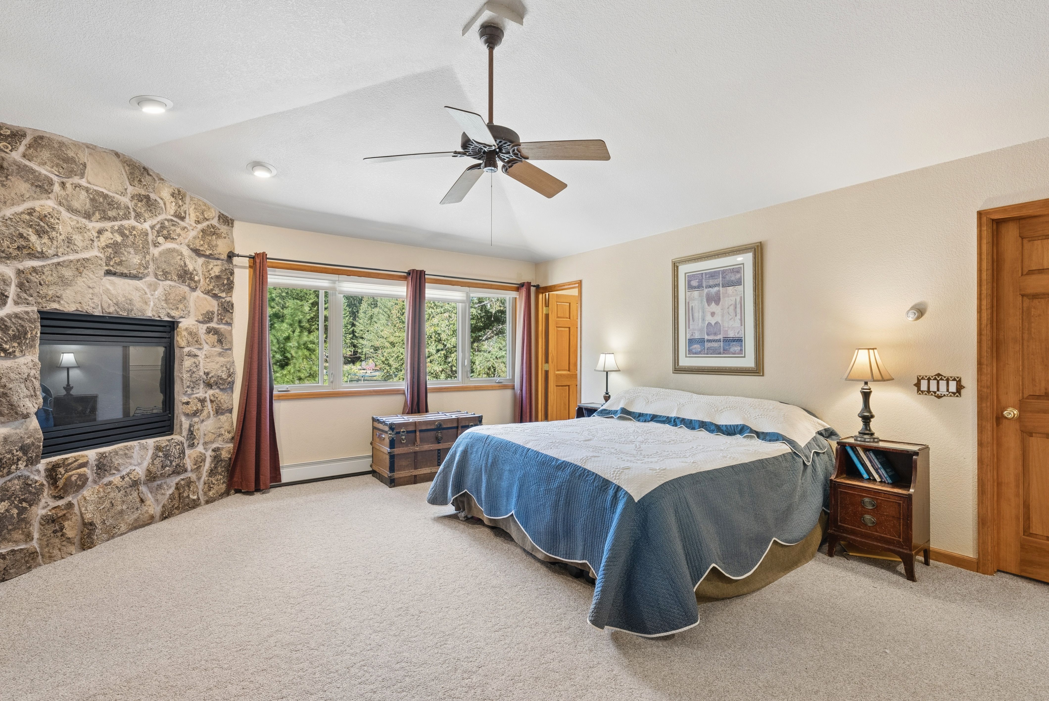  Comfort, Versatility & Evergreen Living - 物件實景