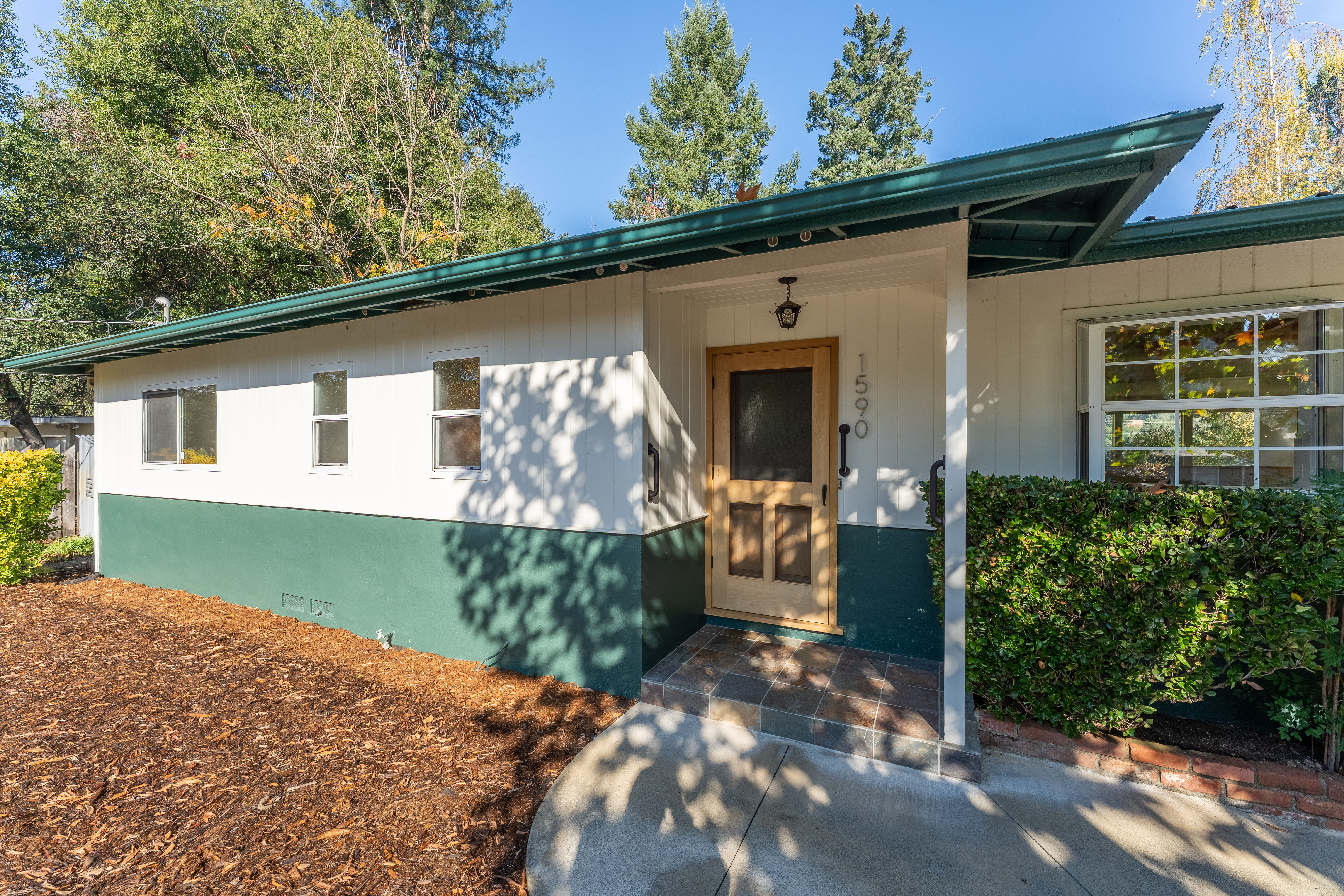 Ukiah, California, 95482, United States, 3 Bedrooms Bedrooms, ,2 BathroomsBathrooms,Residential,For Sale,1997142