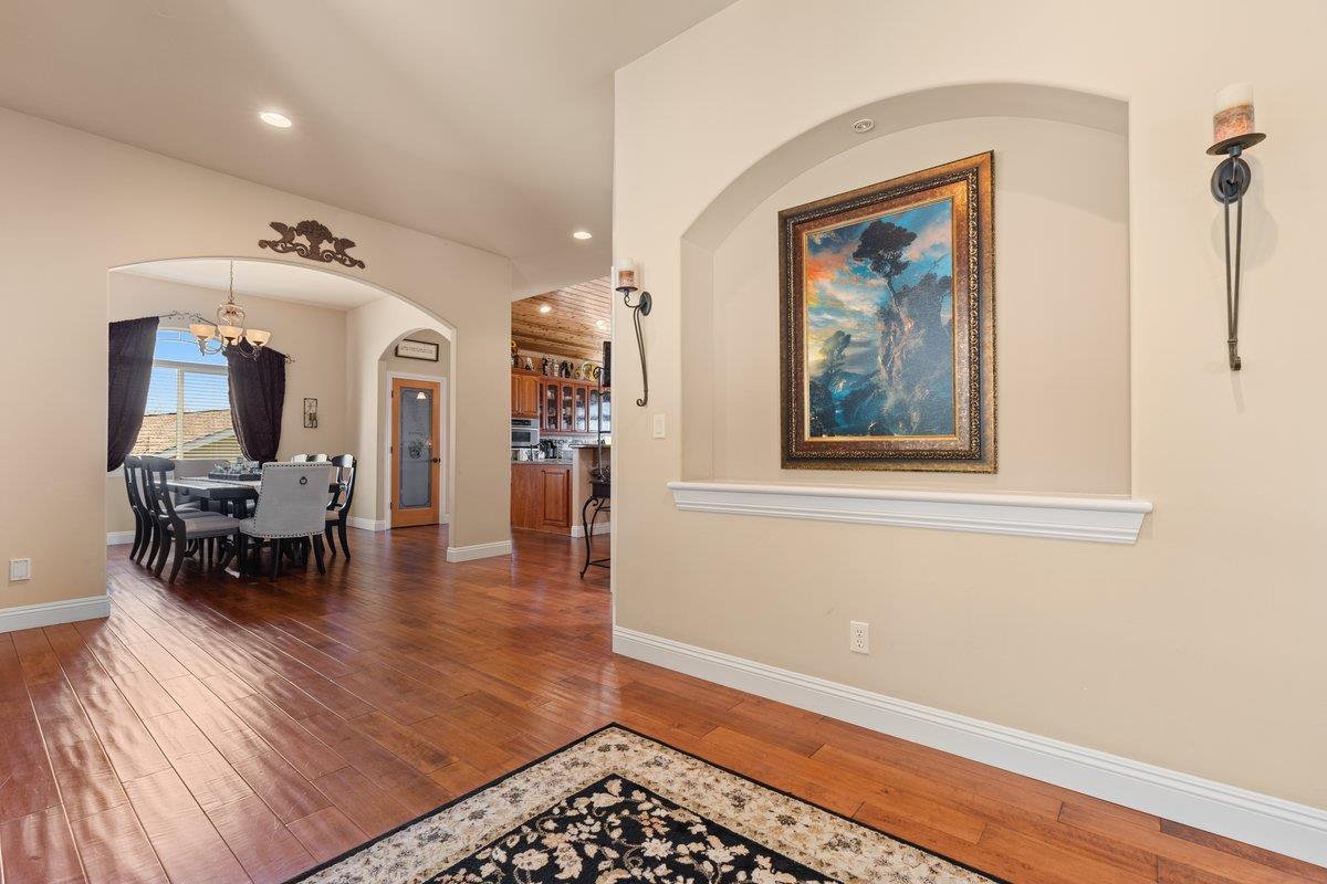 Penn Valley, California, 95946, United States, 5 Bedrooms Bedrooms, ,3 BathroomsBathrooms,Residential,For Sale,1915394