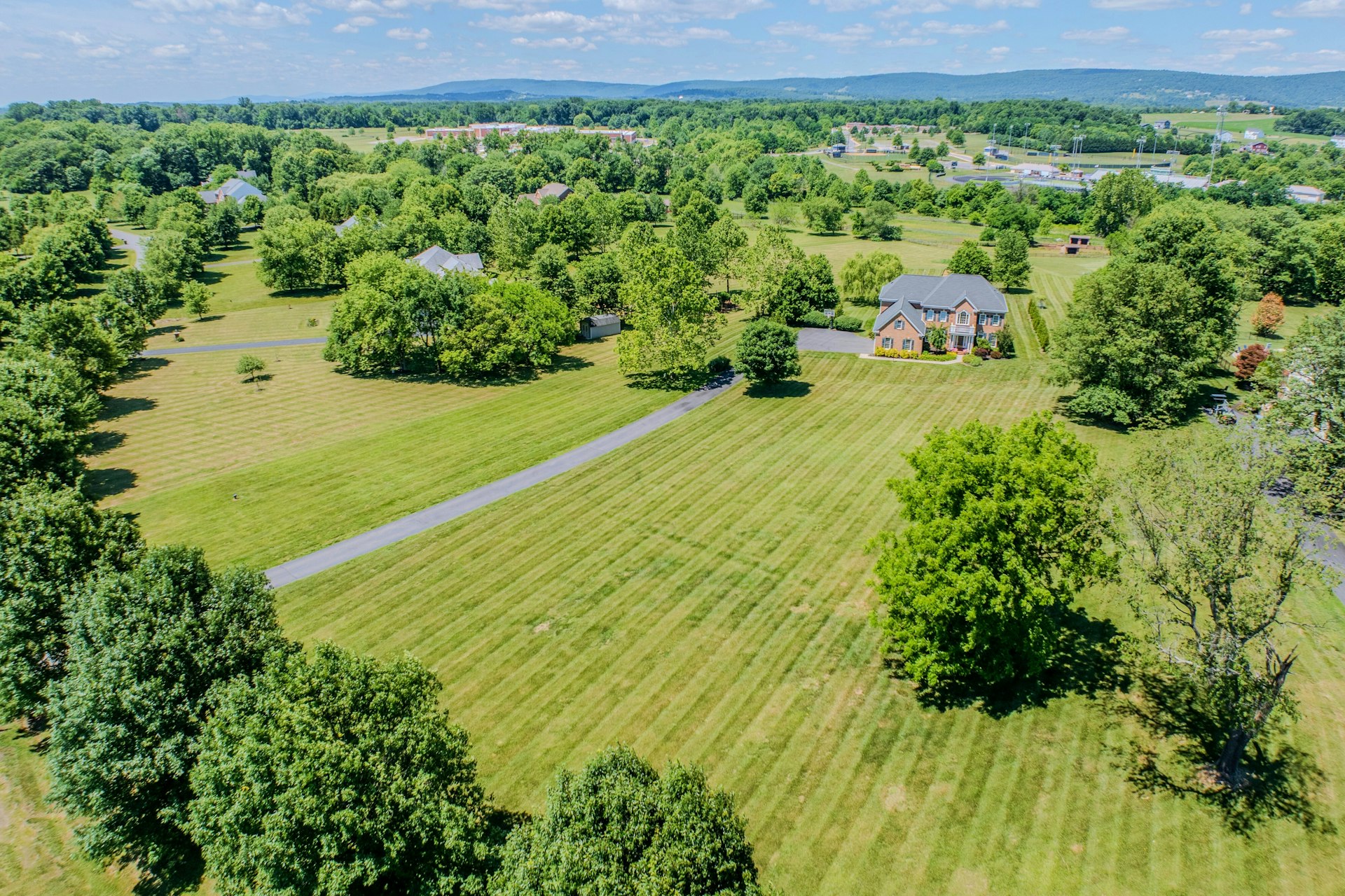  16619 Chestnut Overlook Drive, Purcellville, VA 20132 - 物件實景