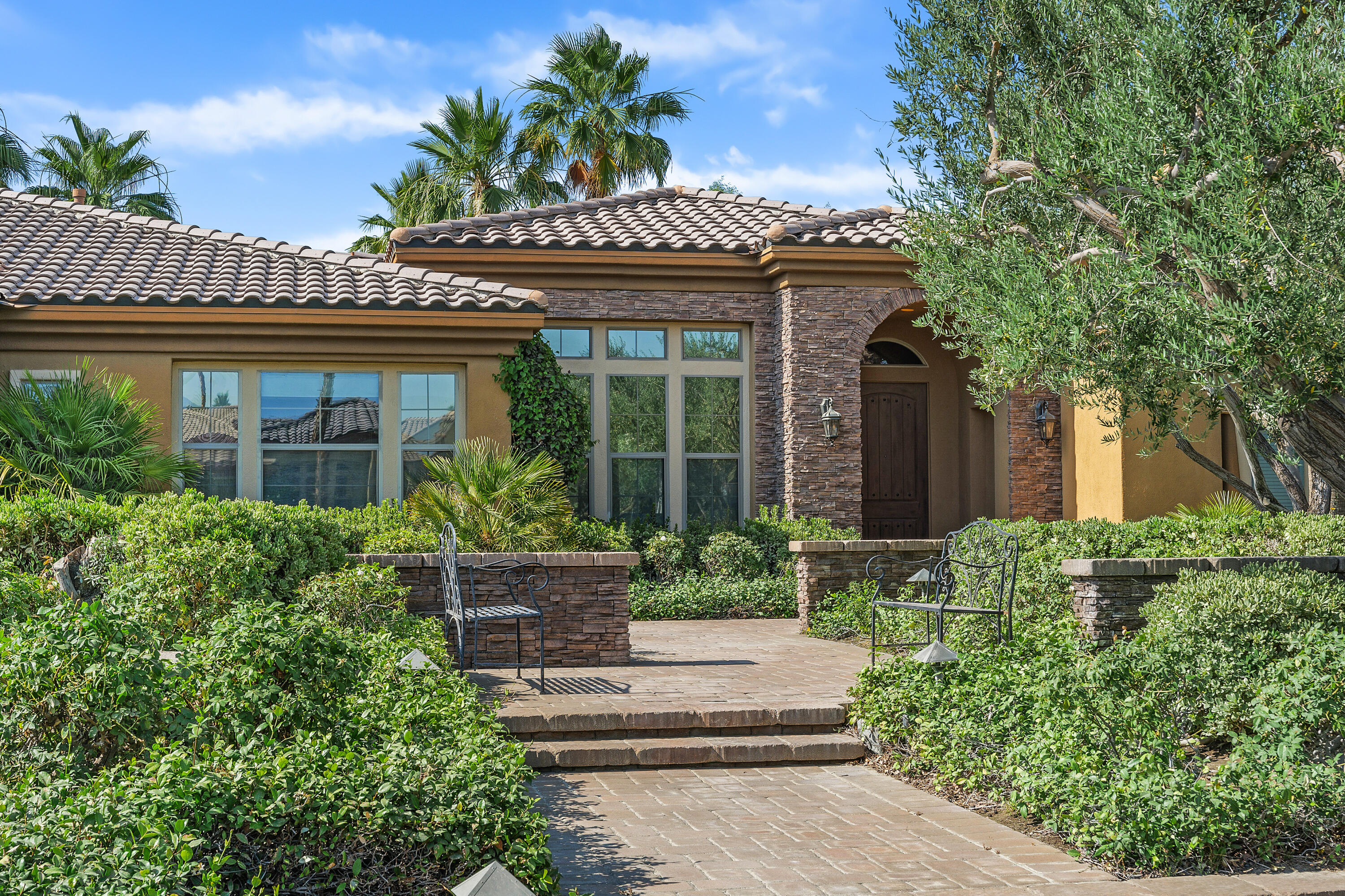 Bermuda Dunes, California, 92203, United States, 4 Bedrooms Bedrooms, ,5 BathroomsBathrooms,Residential,For Sale,1850300