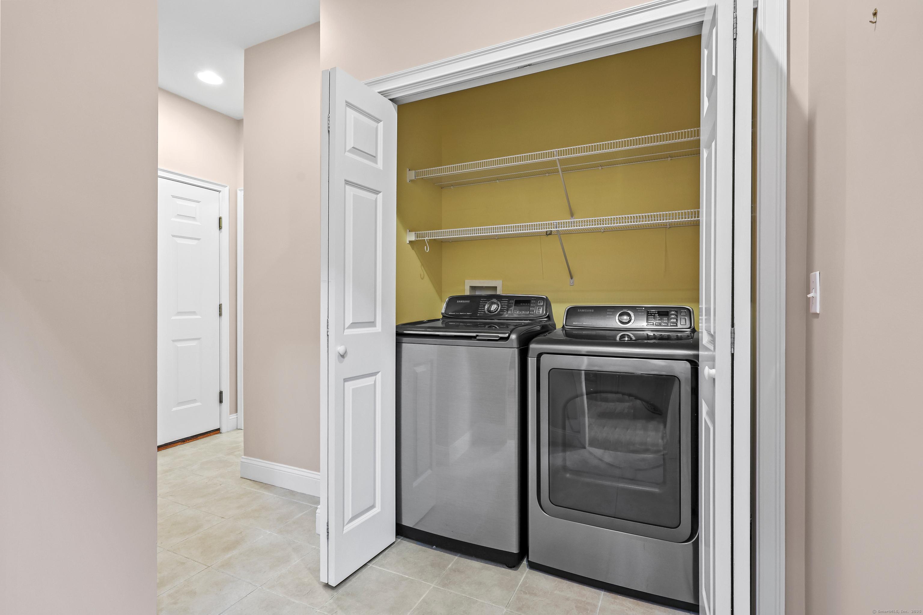 Colchester, Connecticut, 06415, United States, 2 Bedrooms Bedrooms, ,3 BathroomsBathrooms,Residential,For Sale,1943556