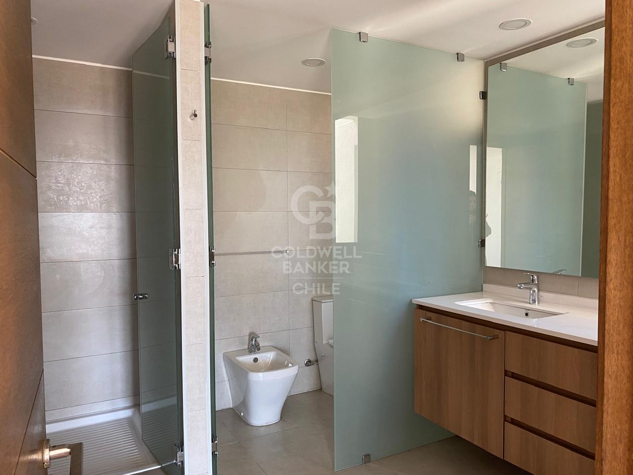 Las Condes, Chile, 4 Bedrooms Bedrooms, ,5 BathroomsBathrooms,Residential,For Sale,1856785