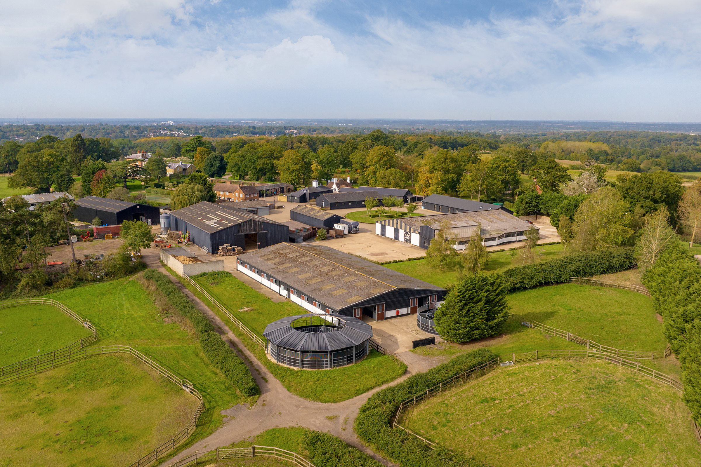  A country estate with ancillary buildings and huge potential 20 minutes from cen - 物件實景