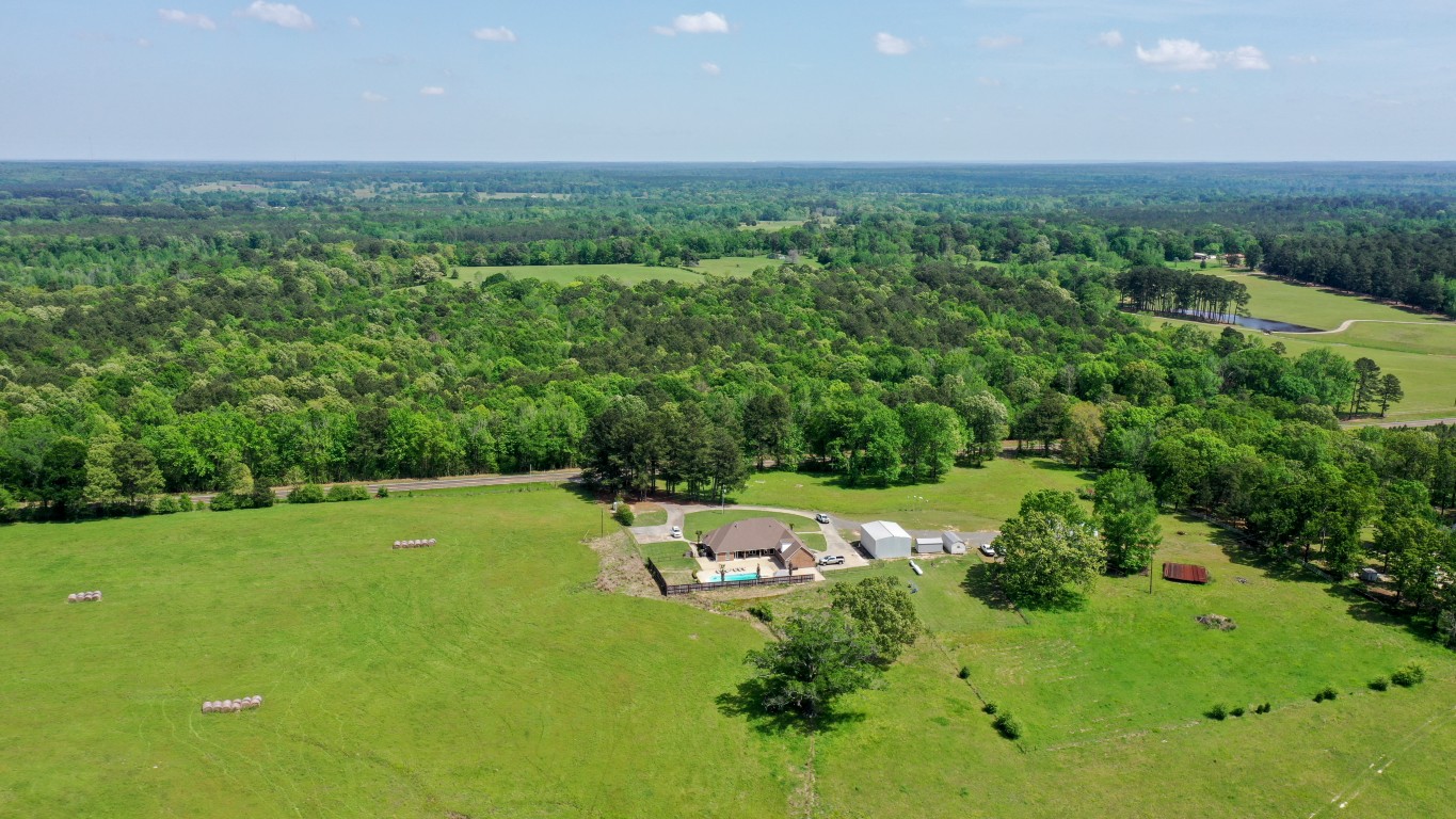 Bloomburg, Texas, 75556, United States, 4 Bedrooms Bedrooms, ,2 BathroomsBathrooms,Residential,For Sale,1789211
