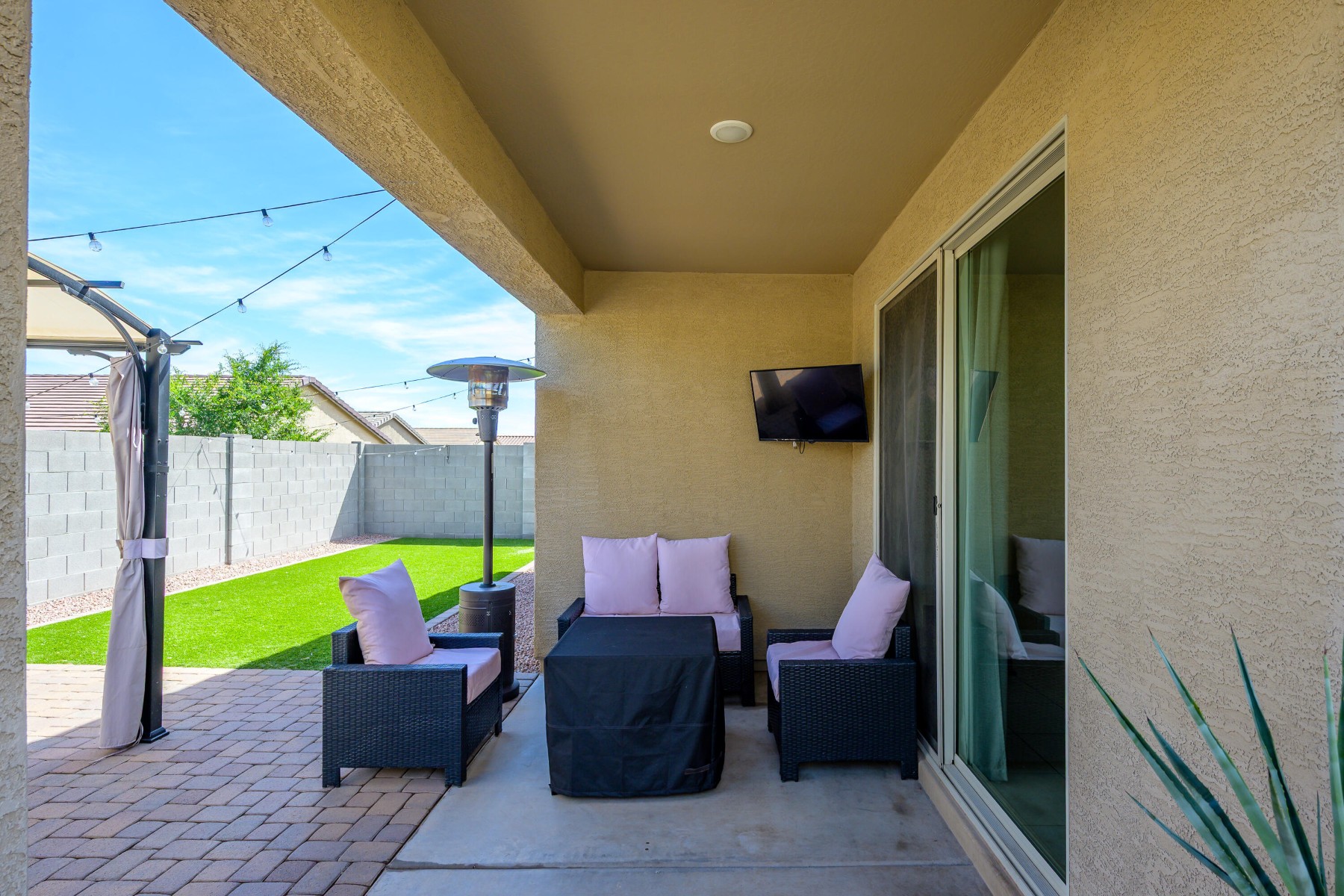  4240 W Coneflower Lane  San Tan Valley, AZ - 物件實景