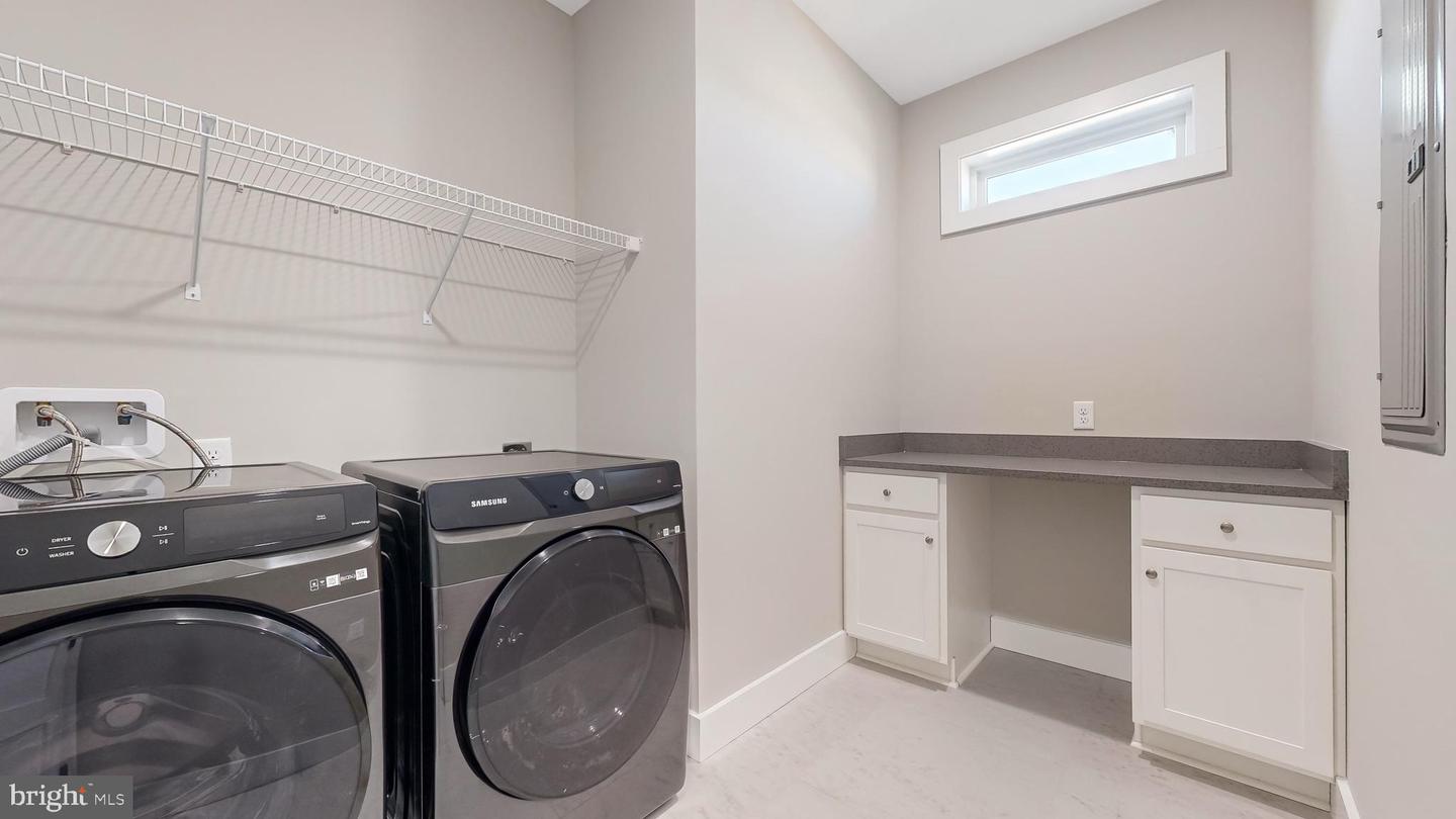 LEWES, Delaware, 19958, United States, 5 Bedrooms Bedrooms, ,7 BathroomsBathrooms,Residential,For Sale,1989878