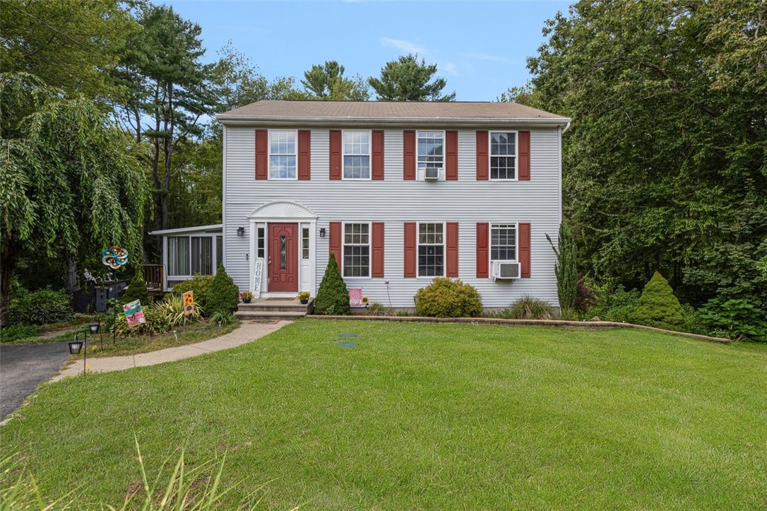 Coventry, Rhode Island, 02816, United States, 3 Bedrooms Bedrooms, ,3 BathroomsBathrooms,Residential,For Sale,1938841