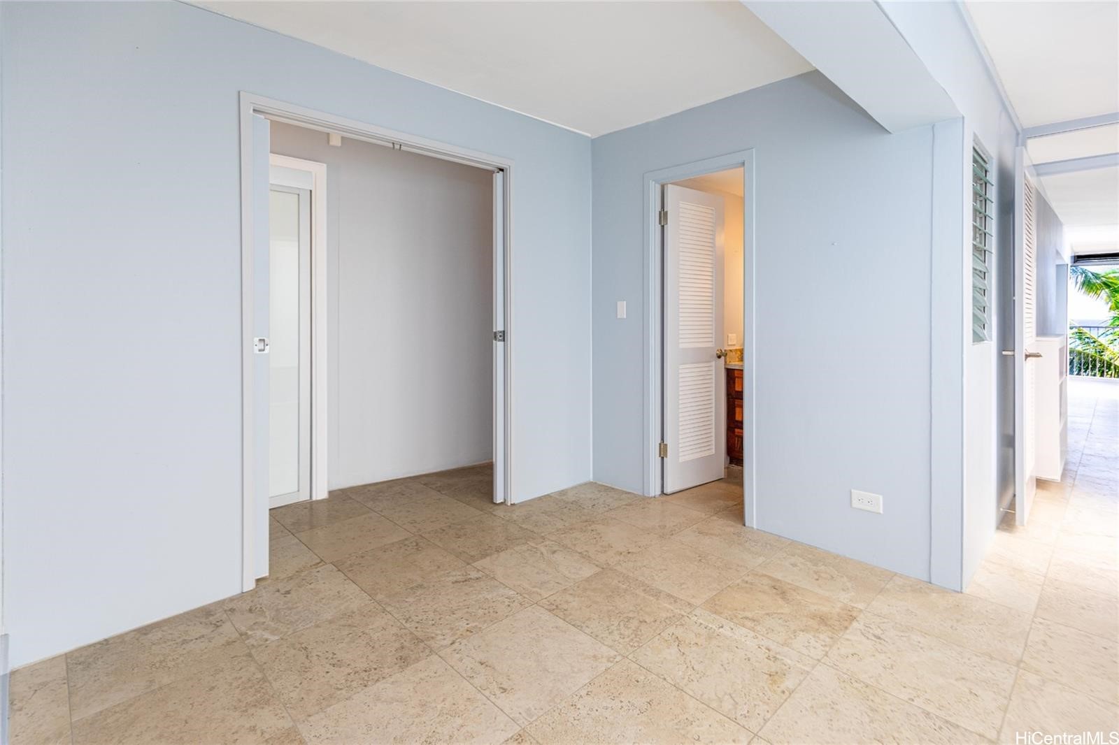 Honolulu, Hawaii, 96815, United States, 2 Bedrooms Bedrooms, ,2 BathroomsBathrooms,Residential,For Sale,1846799