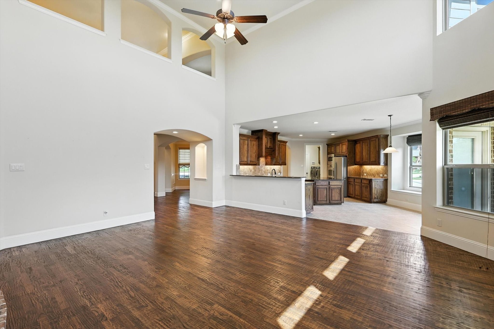 Highland Village, Texas, 75077, United States, 4 Bedrooms Bedrooms, ,4 BathroomsBathrooms,Residential,For Sale,1821197