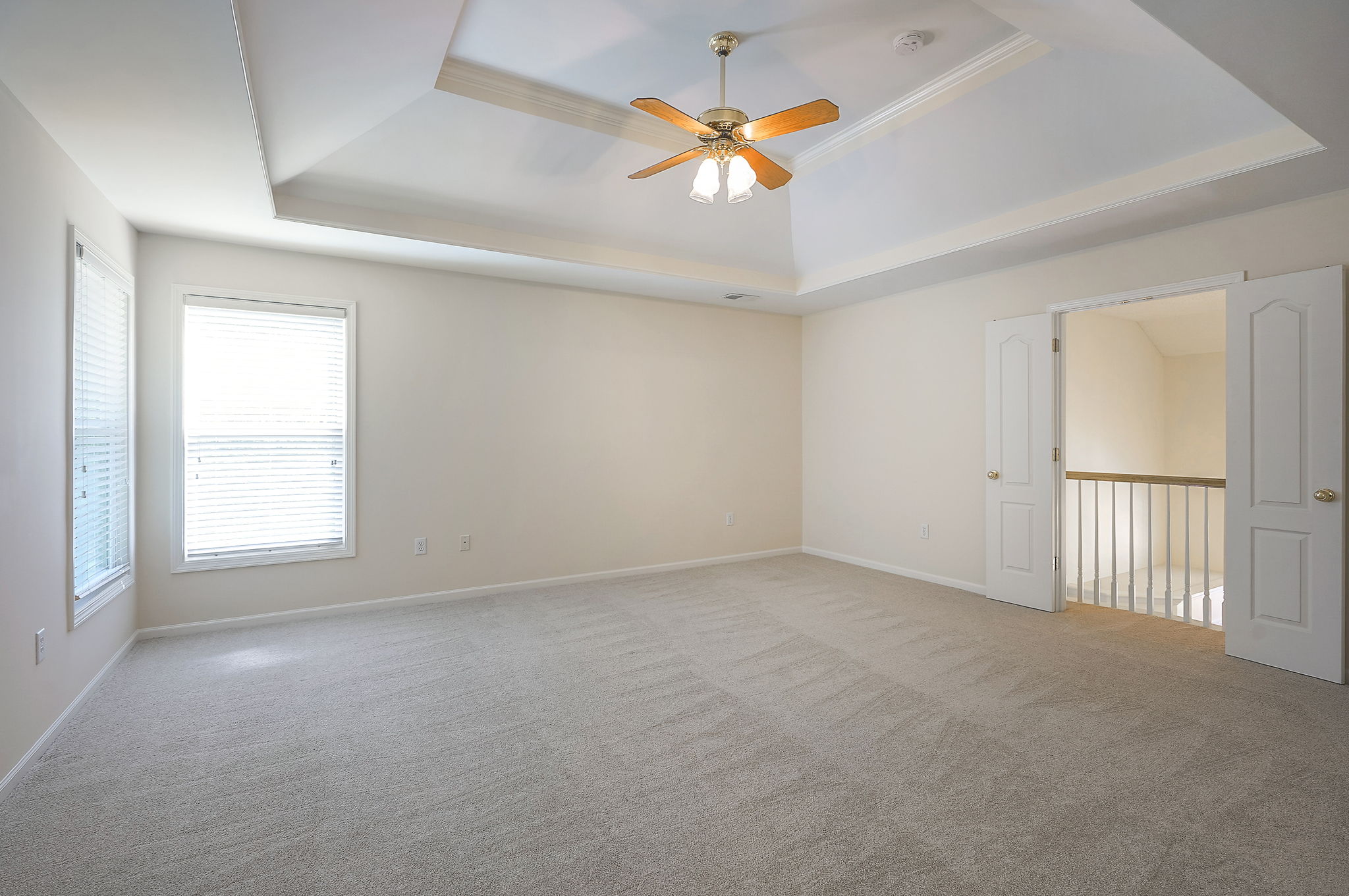  15223 Woodson Lane, Overland Park, KS 66223 - 物件實景