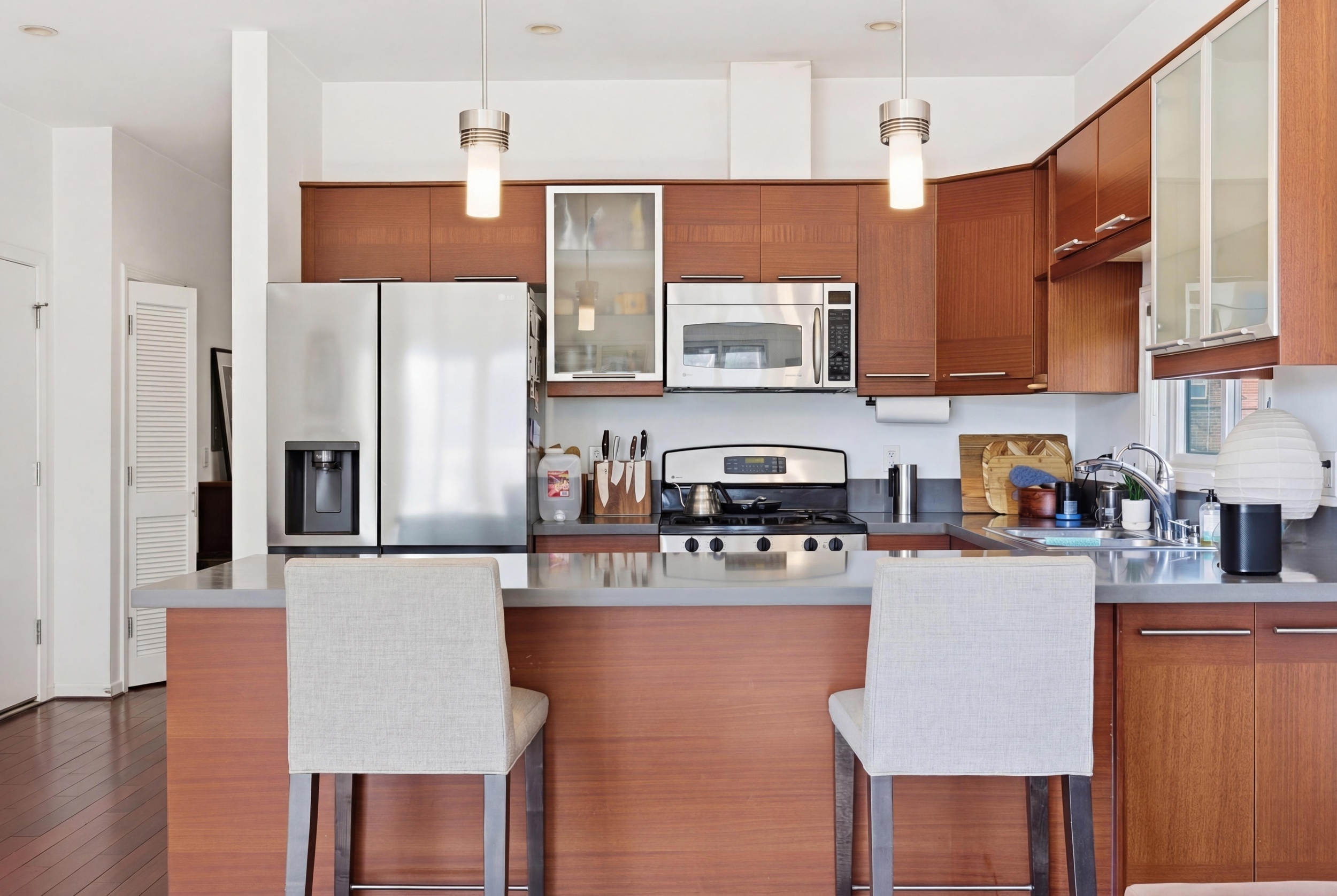  635 North Windsor Boulevard - 物件實景