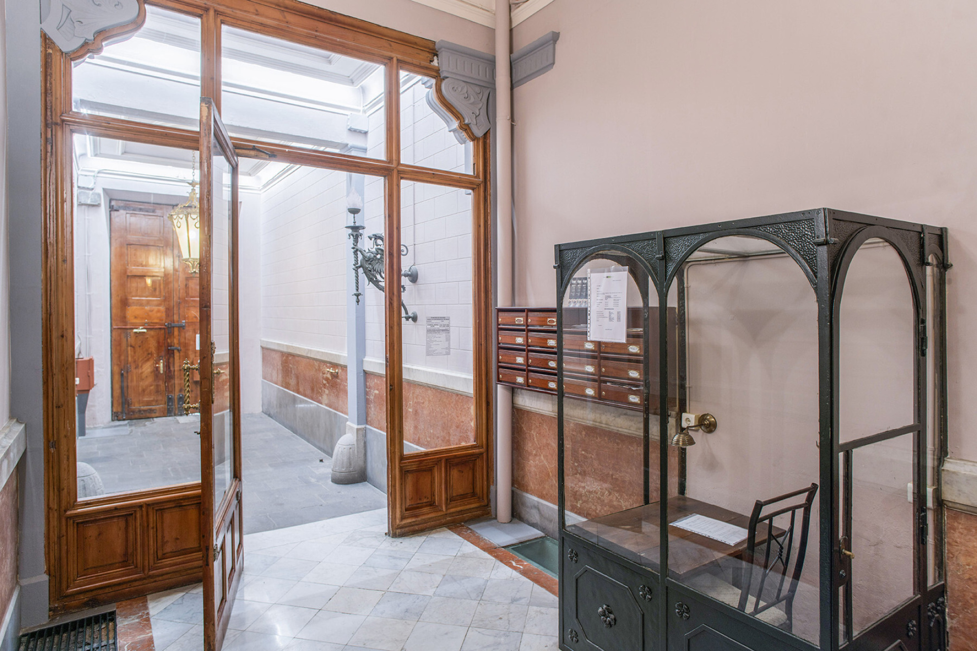  Fascinating modernist apartment for those who appreciate authenticity - 物件實景
